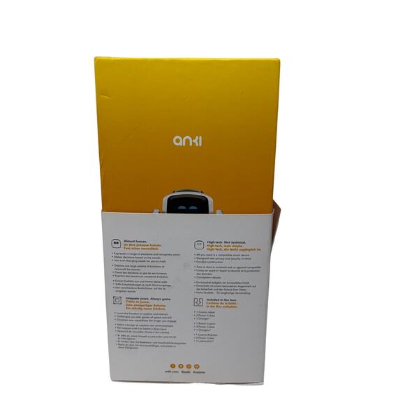 Anki Cozmo Robot With Power Cubes Learning Toy With Charger + Travel Case - Picture 6 of 7